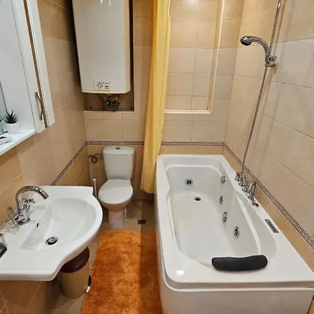 Kros - Central Appartement *